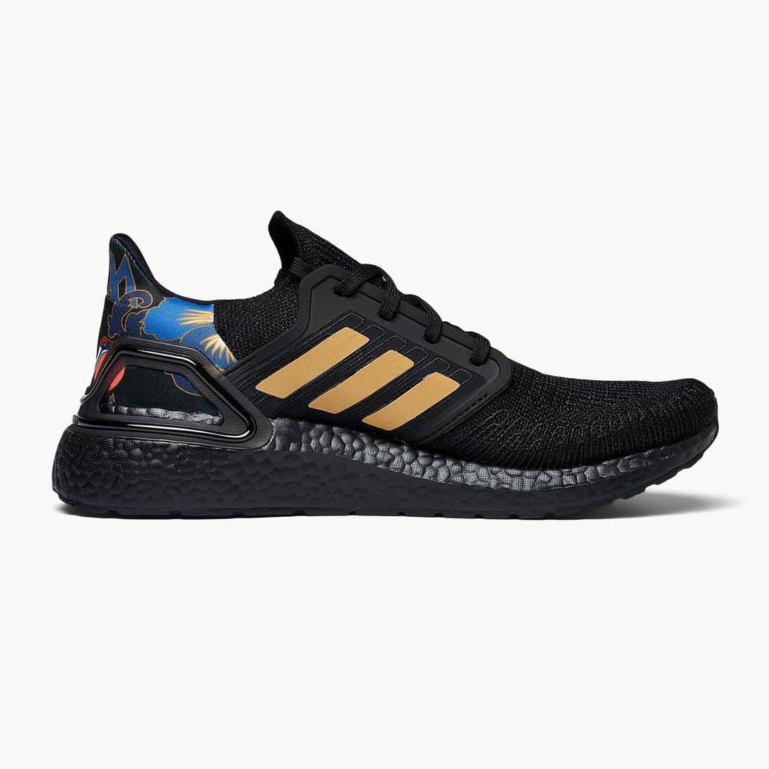 HYPEBEASTさんのインスタグラム写真 - (HYPEBEASTInstagram)「@hypebeastkicks: @adidas has given the UltraBOOST 20 a new "Chinese New Year" makeover. The shoe takes on a predominately black colorway across its knitted Primeknit uppers and BOOST midsole, but also sees gold accents on the Three Stripes logo and tongue tab. Signalling this as a limited edition sneaker is a large crane in blue, red, and white across the full neoprene heel while a Continental rubber outsole rounds off the shoe. Cop a pair now from @calirootsstore for approximately $200 USD.⁠⠀ Photo: Caliroots」12月28日 14時16分 - hypebeast