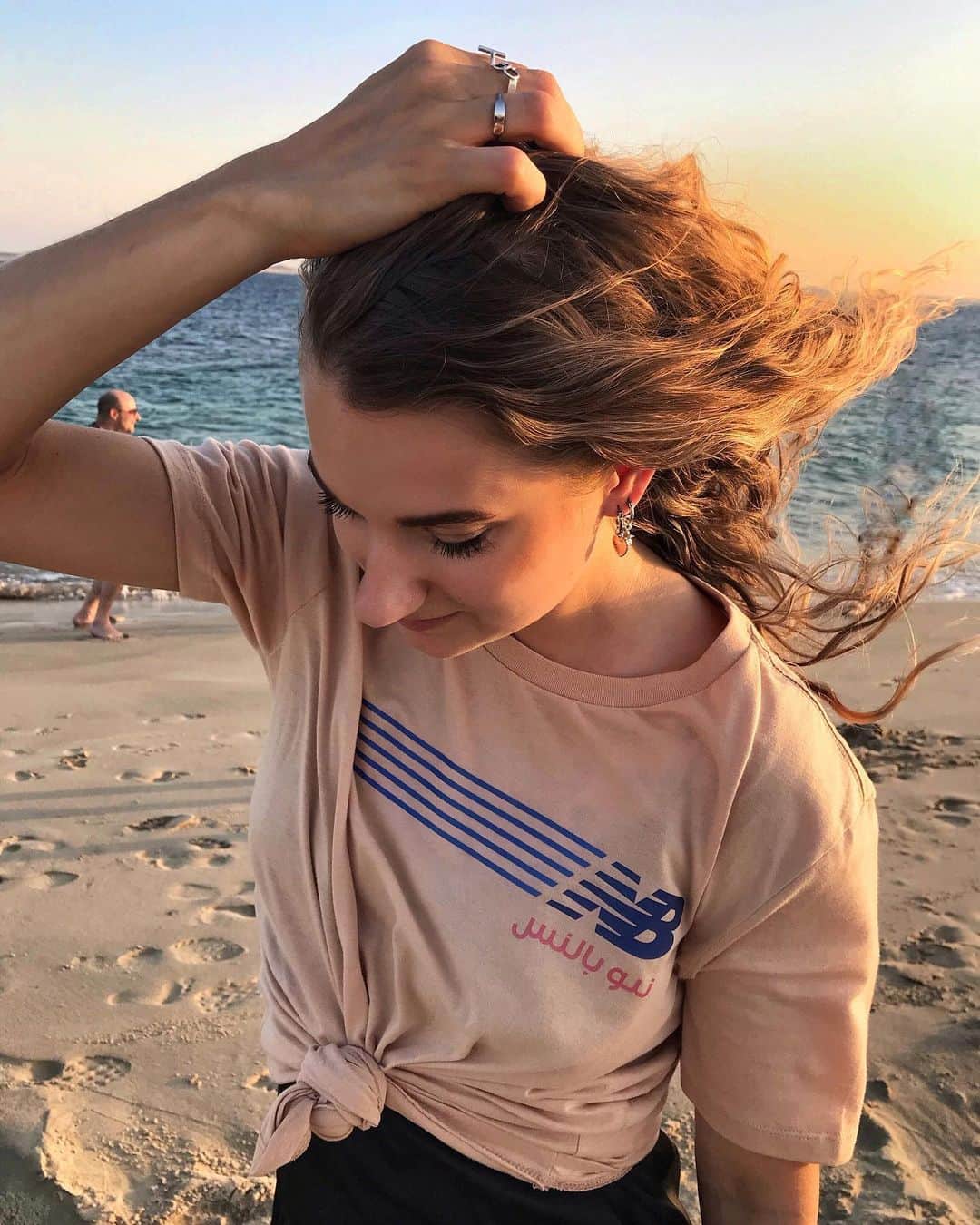 ラウラ・デ・ウィットのインスタグラム：「Just a couple more days until I’ll be back in the sun 🔥」