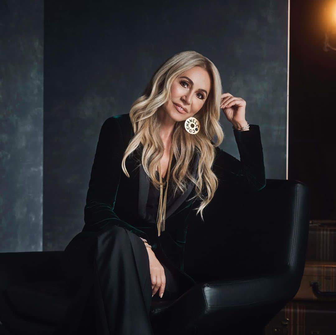 Anastasia Beverly Hillsさんのインスタグラム写真 - (Anastasia Beverly HillsInstagram)「Happy Birthday to our founder and CEO @anastasiasoare」12月29日 1時11分 - anastasiabeverlyhills