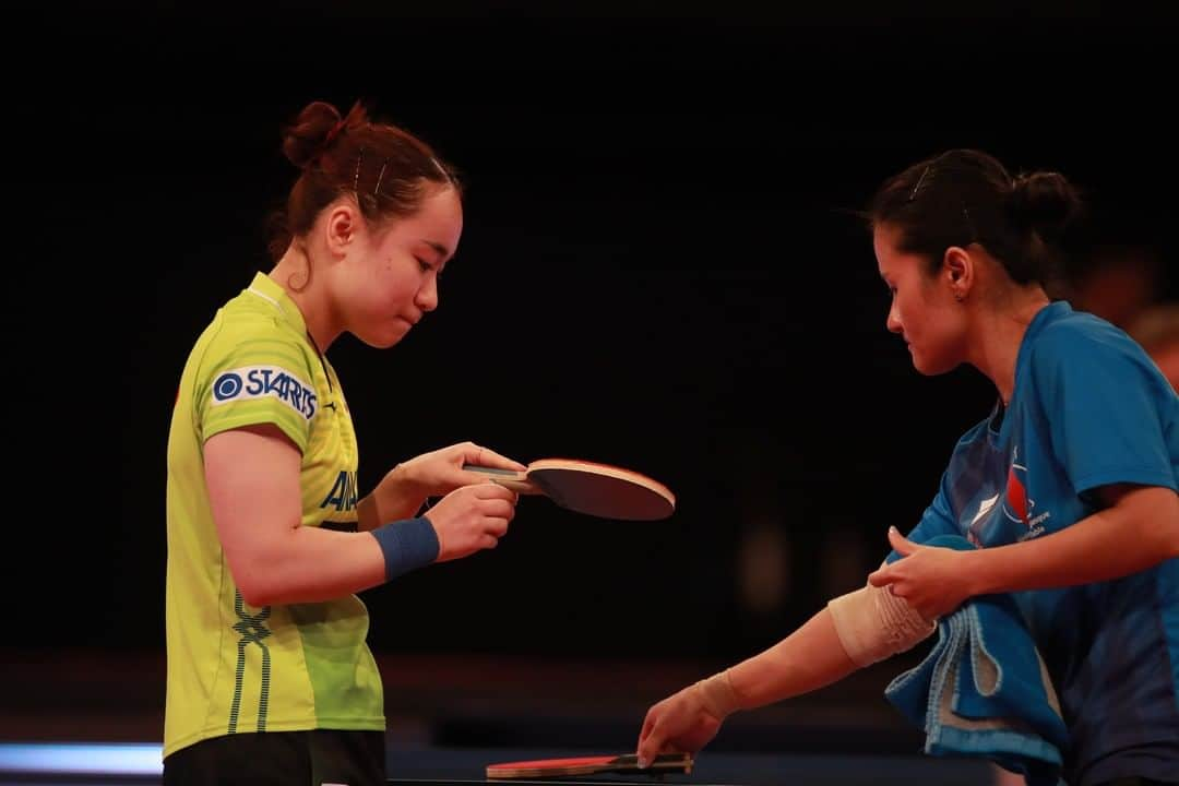 ITTF Worldさんのインスタグラム写真 - (ITTF WorldInstagram)「Tag a mate who always checks the opponent racket🏓🧐📸 #BestOf2019 #ITTFWorldTour」12月29日 2時00分 - wtt