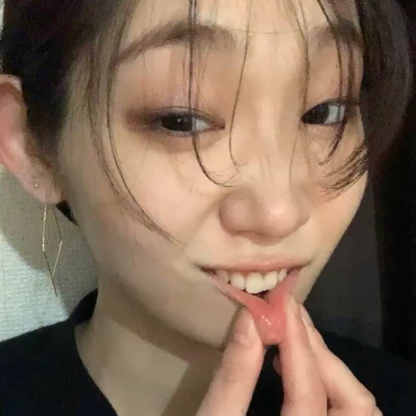 江原杏樹のインスタグラム：「前髪くるりん🍤🍤🍤」