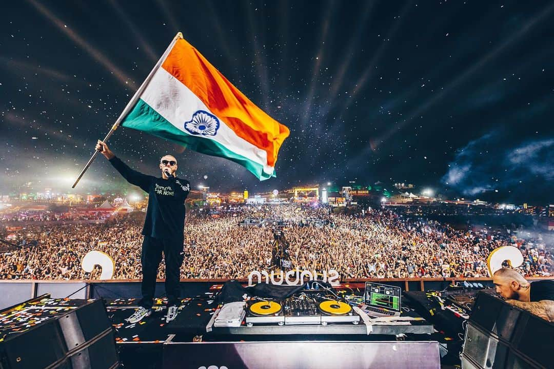 DJスネークさんのインスタグラム写真 - (DJスネークInstagram)「इंडिया आई लव यू ❤️🇮🇳」12月28日 17時29分 - djsnake