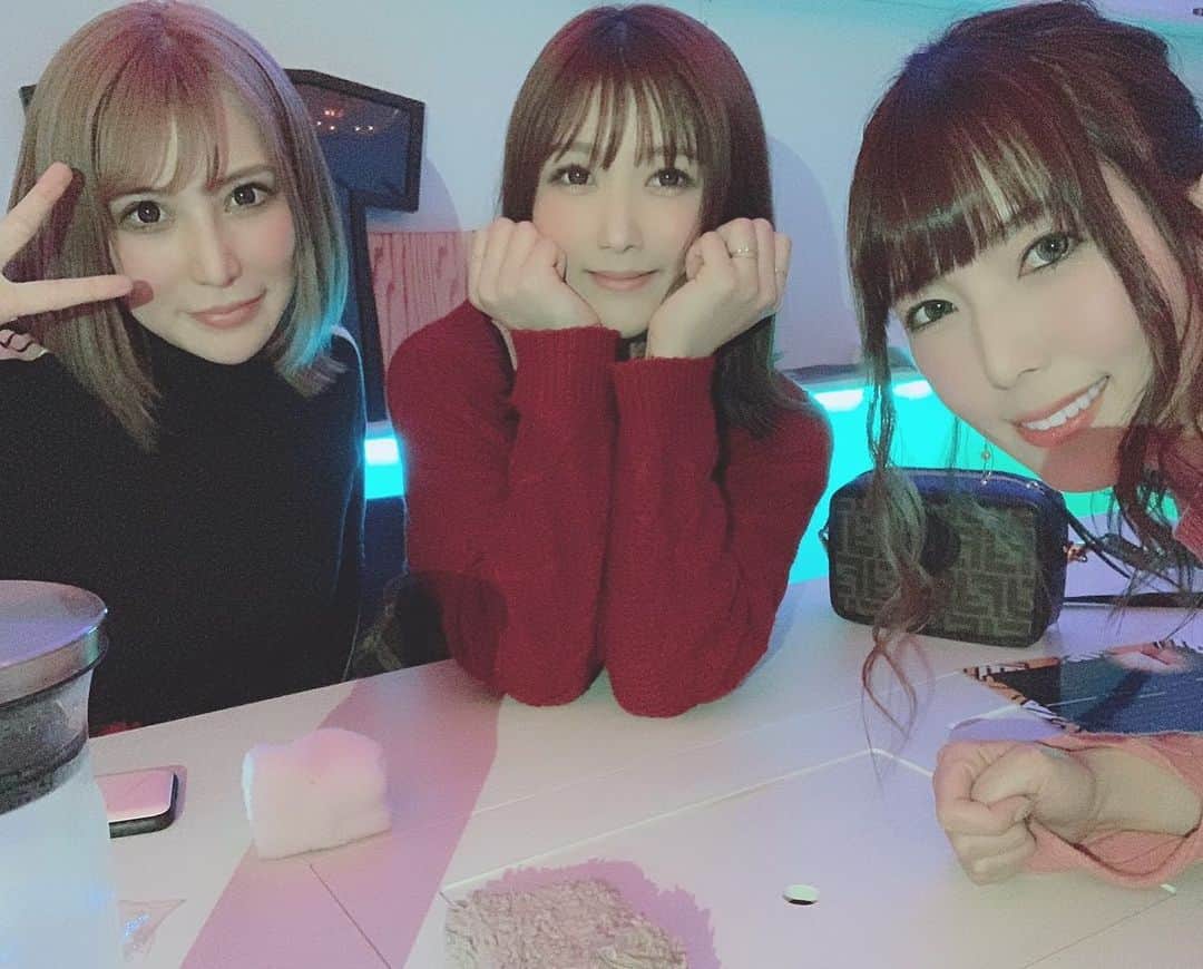 大槻ひびきさんのインスタグラム写真 - (大槻ひびきInstagram)「ヒナちゃんとはたのと 遊んできたよ🥰 女子トーク炸裂⭐️ #japan #代々木 #焼肉 #女子会 #friends」12月28日 17時53分 - yanhibi0221