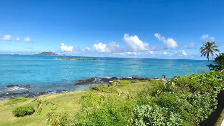 植草沙織のインスタグラム：「🌴 . . . #天国の海 #ラニカイ #ラニカイビーチ #青空 #青い海  #hawaii #kailua #lanikai #lanikaibeach #beach #vacation #trip #amazingplace  #bluesky #ocean #blue #hawaiistagram #love #sea」