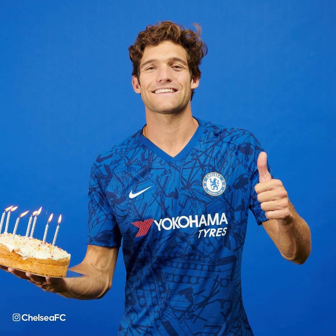 チェルシーFCさんのインスタグラム写真 - (チェルシーFCInstagram)「Happy birthday, @MarcosAlonso28! Have a great day! 🎂 #CFC #Chelsea」12月28日 18時02分 - chelseafc