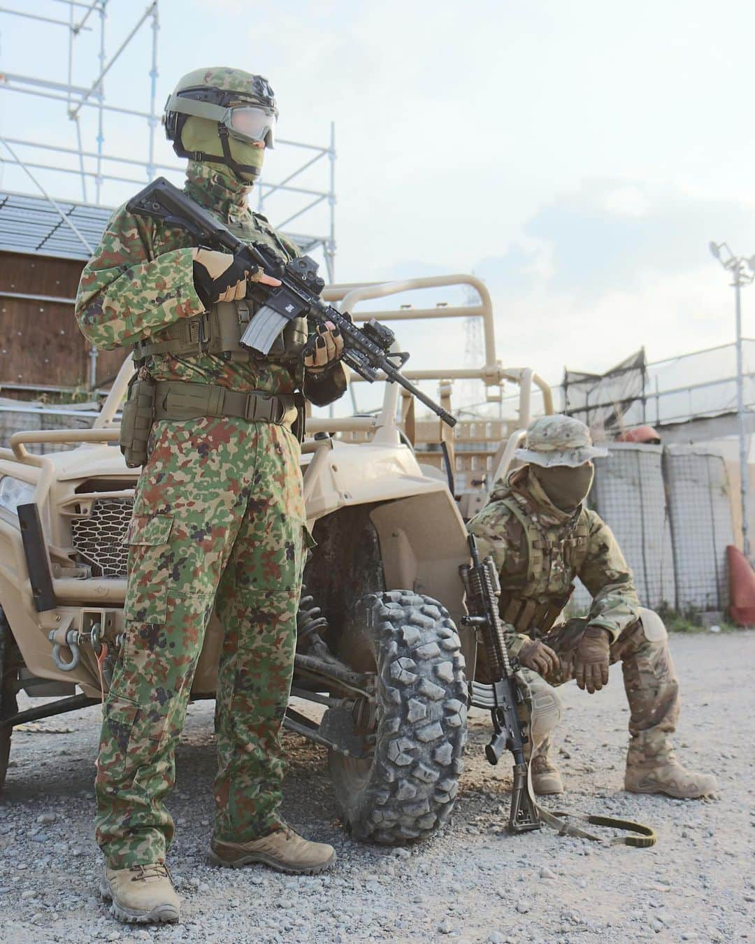 みりどる乙夜さんのインスタグラム写真 - (みりどる乙夜Instagram)「TASMANIAN TIGER Modular Rig & Plate carrier QR LC Those photo taken by me. #milsim #military #milspec #army #militarymen #jgsdf #defenseforce #japan #cqb #tactical #training #gun #camouflage #multicam #essjapan #teamwendy #polaris #mrzr #m4 #トレーニング #マルチカム #装備 #銃 #ミリタリー #chestrig #jpc #helikontex #camogrom」12月28日 18時31分 - itsuya_miridoru