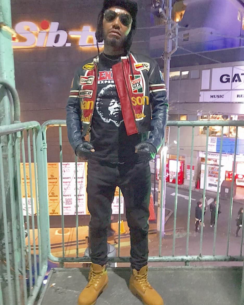 K-YOのインスタグラム：「👊🏿👊🏿👊🏿」