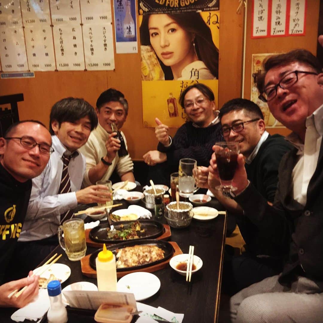 多賀公人さんのインスタグラム写真 - (多賀公人Instagram)「今夜は神戸。神戸大MBA忘年会。久しぶりにチーム全員集まれた‼️ #mba #神戸 #friends #yes #happy  #多賀公人 #love #good #sexy #guys」12月28日 19時25分 - kimito_taga