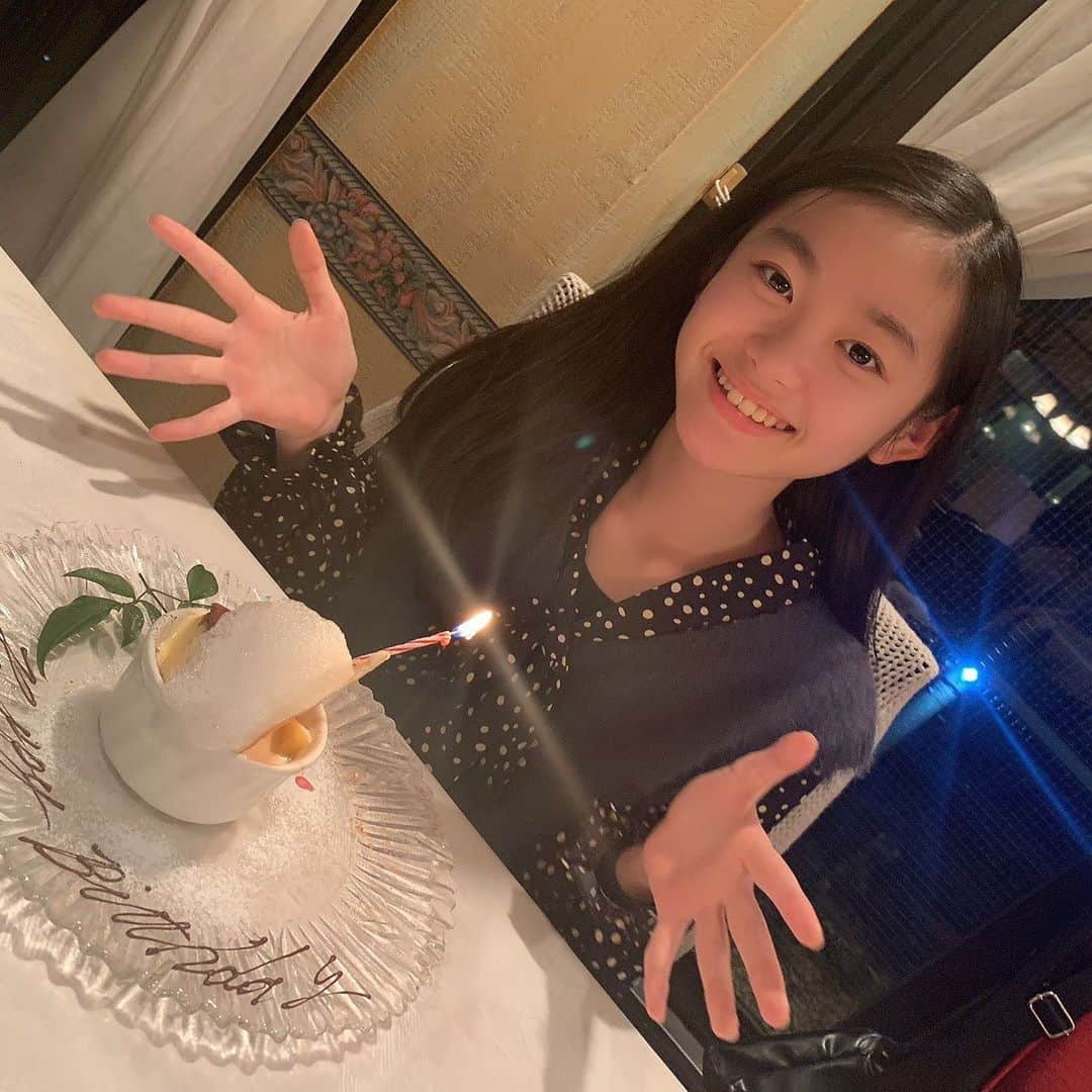 石川紗由のインスタグラム：「🍒 ・ 沢山のコメントとーっても嬉しかったです🥰ありがとうございました⸜︎︎︎︎❤︎︎⸝‍ ・ 食べた料理撮ってみたけど···· 綺麗に撮るのって難しい( ˊᵕˋ ;)💦 ・ ・ #誕生日#14歳#コメント#ありがとうございました#思い出#ディナー#写真」