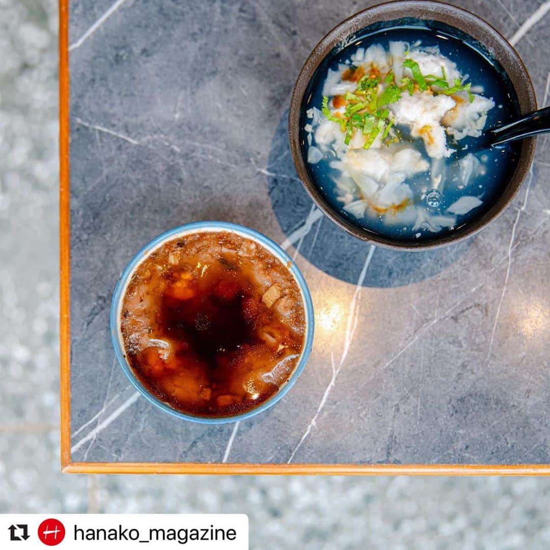 KKdayさんのインスタグラム写真 - (KKdayInstagram)「Repost @hanako_magazine ・・・ 【#HanakoTravel】﻿ 📍今回は台湾の台南市へ。旅したのは @6151 さん。﻿ ﻿ 70年の歴史をもつ台南の名店〈富號盛〉の碗粿（ワーグイ）🥡🥢すり潰したお米をお椀に入れて蒸しあげた不思議な食感で、台南人のソウルフードなのだとか。とろみのある甘辛なタレがクセになる人が続出！﻿ ﻿ 👇台湾スイーツが気になるあなたはこちらも要チェック﻿ 「 #HanakoTravel 厳選！話題の絶品台南ローカルスイーツツアー」﻿ ✔︎絶品台南ローカルスイーツスポットを巡ります﻿ ✔︎チャーター車でまわるので初めての台南でも安心﻿ ﻿ Hanakoの人気旅企画「#HanakoTravel」が監修したこちらのツアー。予約は、オンライン旅行予約サイトKKday(@kkdayjp)から✈﻿ ﻿ 詳しい情報は #台南ローカルスイーツツアー をチェック🔎﻿ ﻿ #Hanako #Hanako_magazine #KKday #KKdayjp #台湾おやつ #泰成水果店 #台南スイーツ #台南 #台湾おやつ #台湾旅行 #台北旅行 #台湾グルメ #台湾カフェ #台北 #台北カフェ #台湾カフェ #タピ活 #プリン #台湾プリン #台湾 #台湾ドリンク #哲哲吃吃喝喝日常 #台南飲料 #台北飲料 #下午茶 #甜點 #小吃 #碗粿 #富號盛 #東菜市場﻿」12月28日 20時32分 - kkdayjp