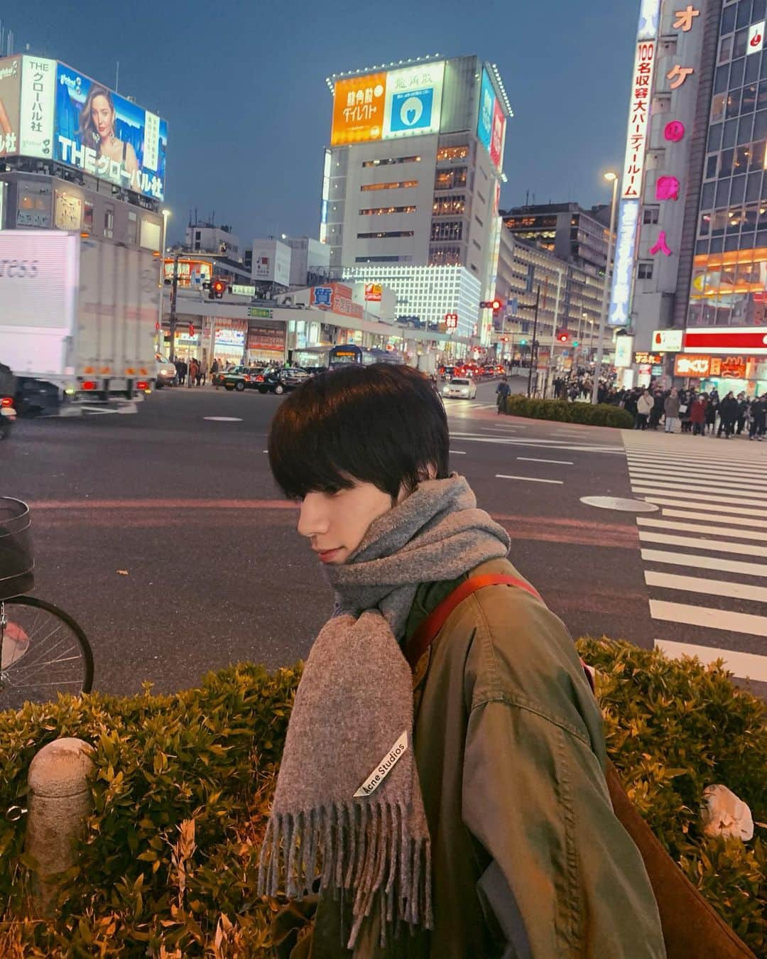 田中理来さんのインスタグラム写真 - (田中理来Instagram)「街のざわめき」12月28日 20時53分 - tanaka__riku