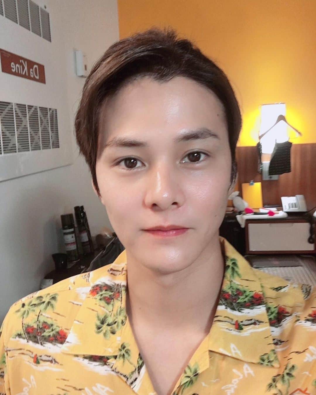 古屋敬多のインスタグラム：「これが、こう！ #アロハ・ソムリエ #ビフォーアフター #第3話も観てね #サンセット・リフレイン #Lead」