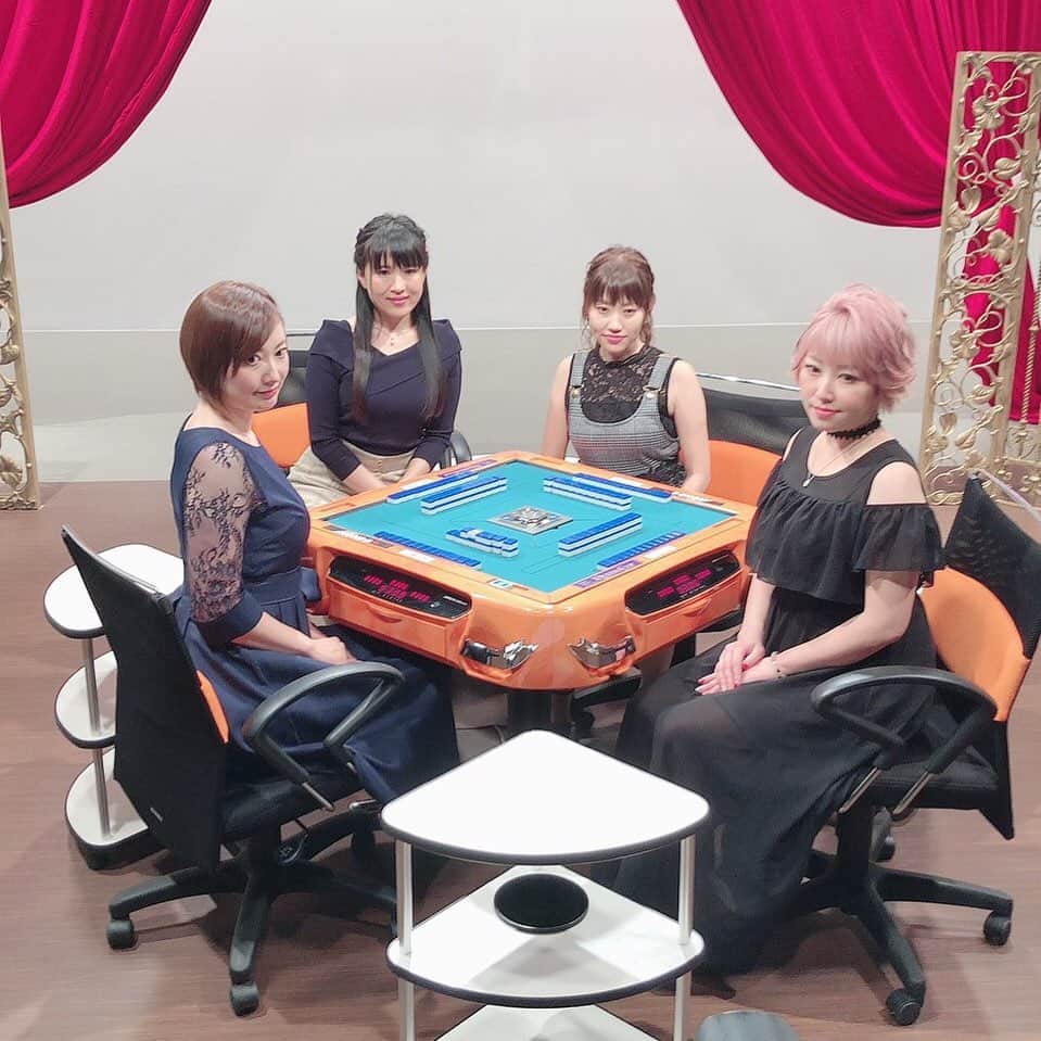 のインスタグラム：「21:00〜 MONDO TVにて 麻雀CABO Queen cup 決勝戦 放送中です😊🀄️ #麻雀  #麻雀caboクイーンカップ2019  #逢川恵夢  #綾瀬まり  #大崎初音  #西城凛」