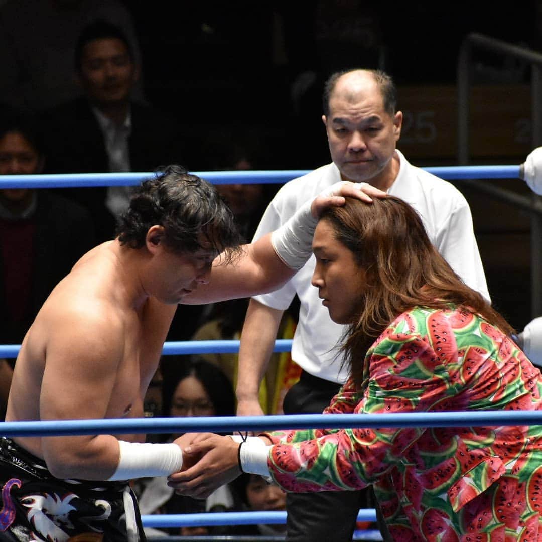 TAJIRIのインスタグラム：「You still have hair.#TAJIRI #ajpw #referee #prowrestling」