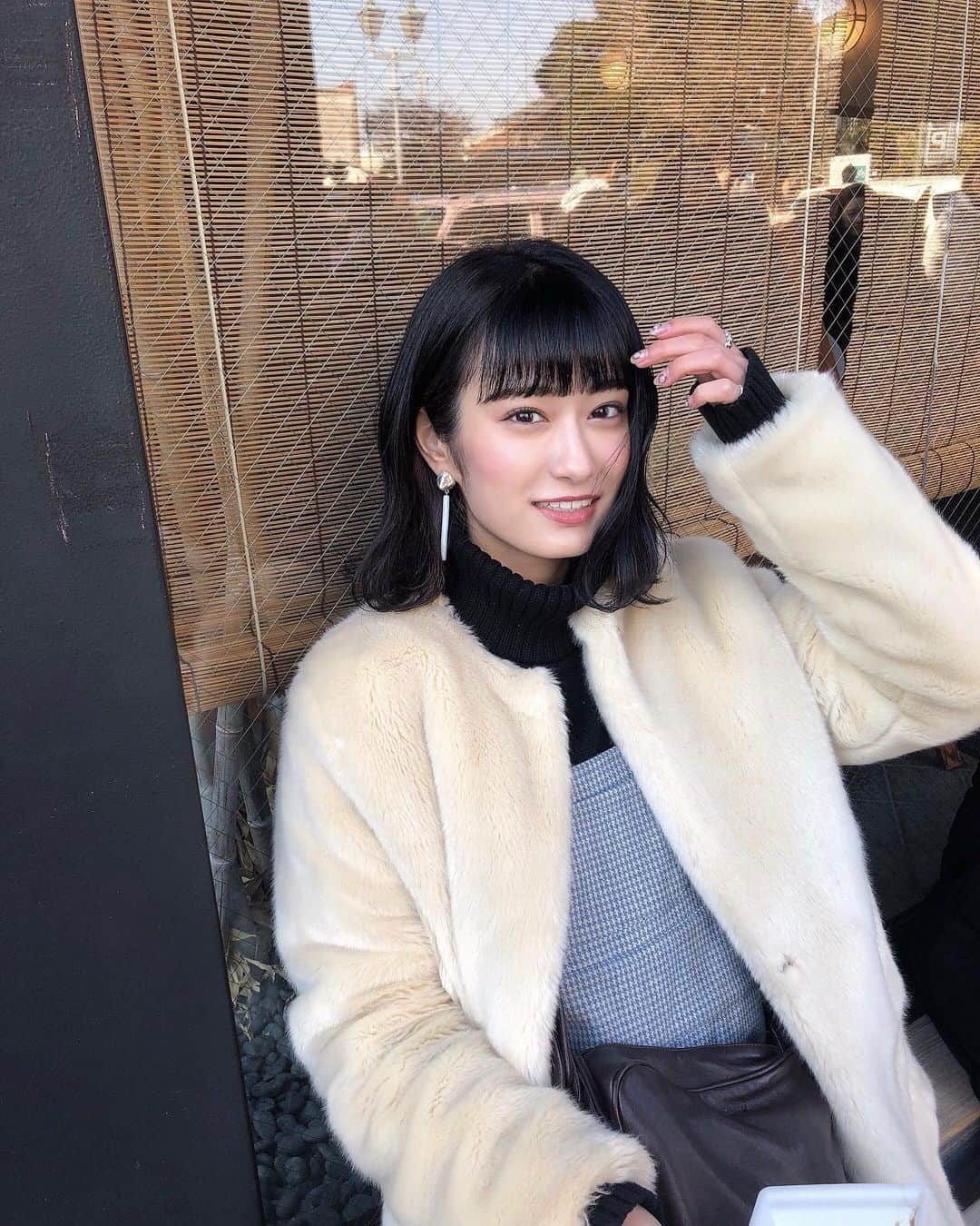 広瀬ちひろさんのインスタグラム写真 - (広瀬ちひろInstagram)「2019年、懐かシリーズ 1月頭~ 大晦日からのインフルから復活して、川越に行った時のですね お蕎麦屋さんに並んでます。 いいね！」12月28日 22時50分 - chi_hirose