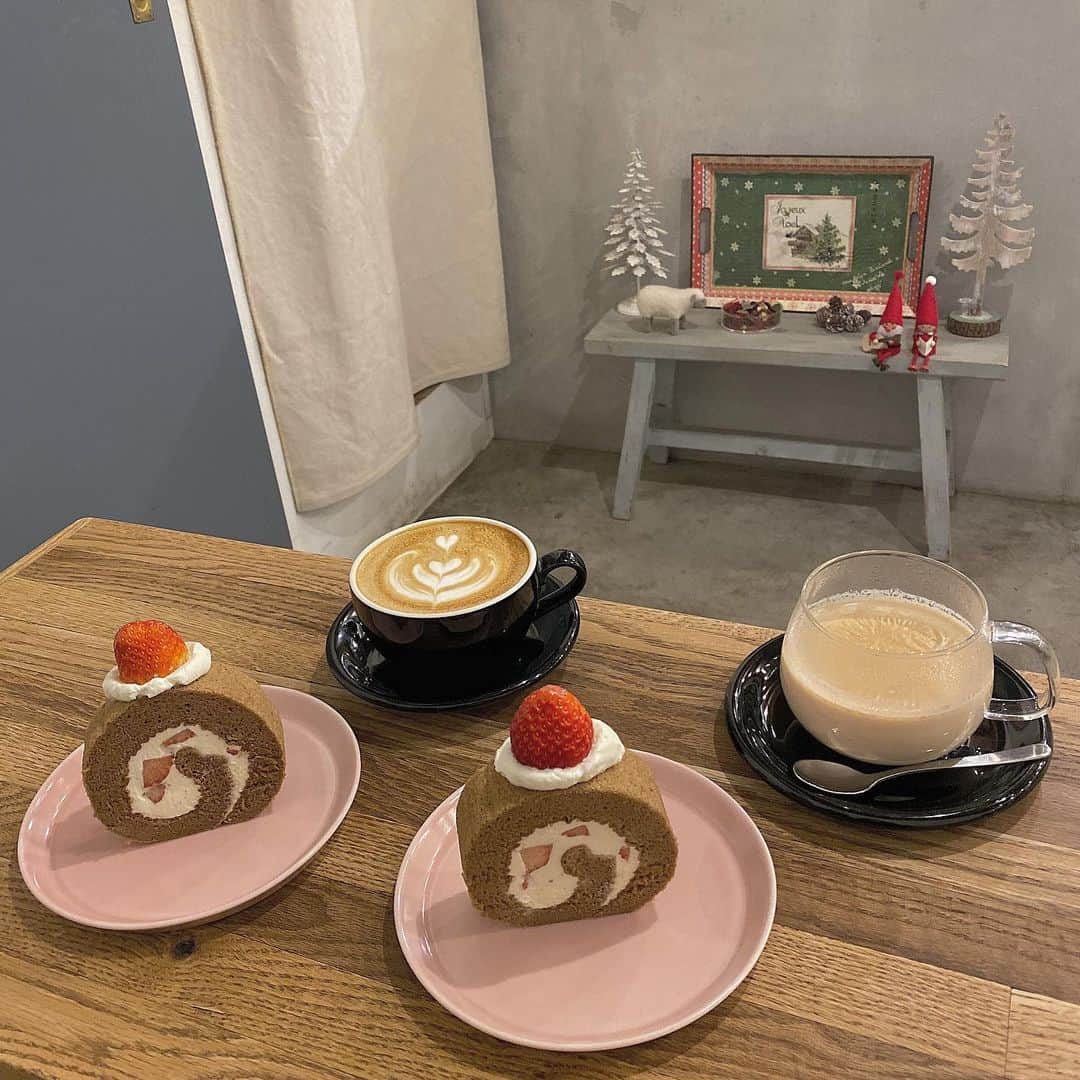 岡元優香のグルメインスタ