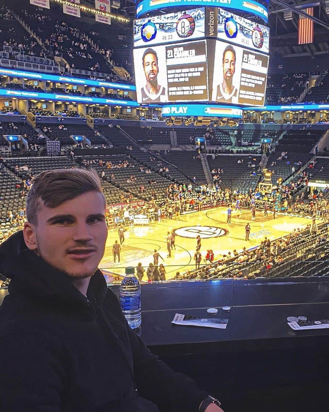 ティモ・ヴェルナーのインスタグラム：「NBA 🏀👍👌」