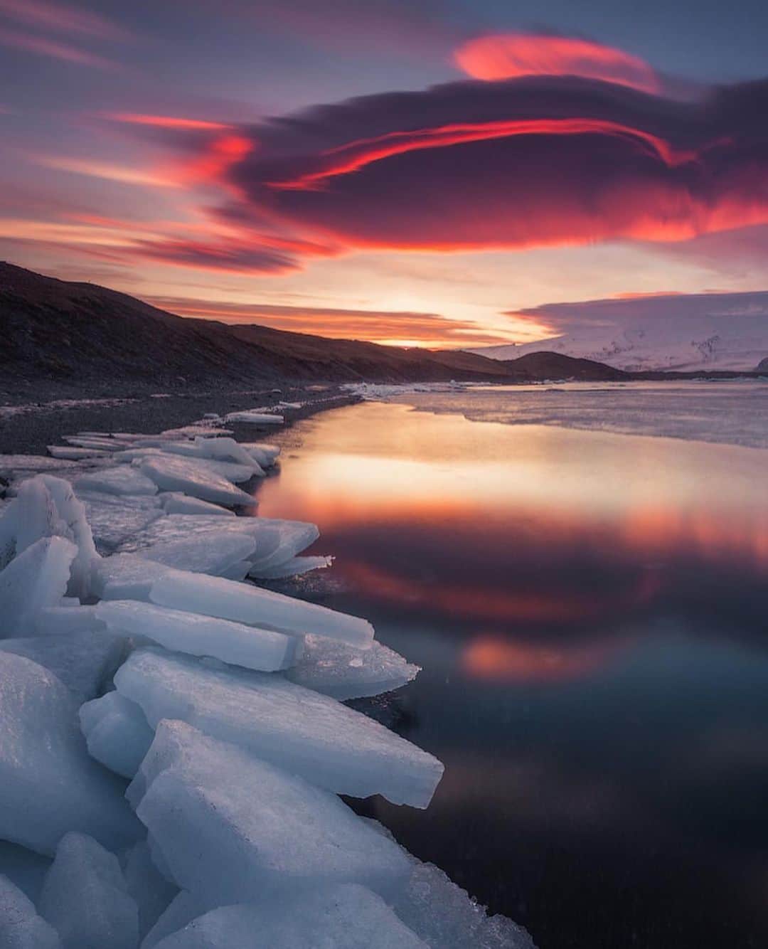 Wonderful Placesさんのインスタグラム写真 - (Wonderful PlacesInstagram)「Follow ✨@iuriebelegurschi✨ for amazing posts of Iceland!!! Follow ✨@iuriebelegurschi✨ . #wonderful_places for a feature 💚」12月28日 22時56分 - wonderful_places