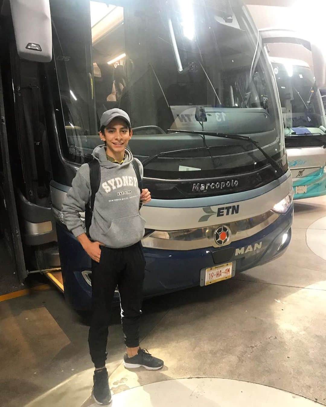 Donovan Carrillo Suazoのインスタグラム：「Gracias @etn_turistar por llevarme de visita con mi familia.  Extrañaba mucho pasar tiempo con ellos.  #etnturistar  #miviajeetn」
