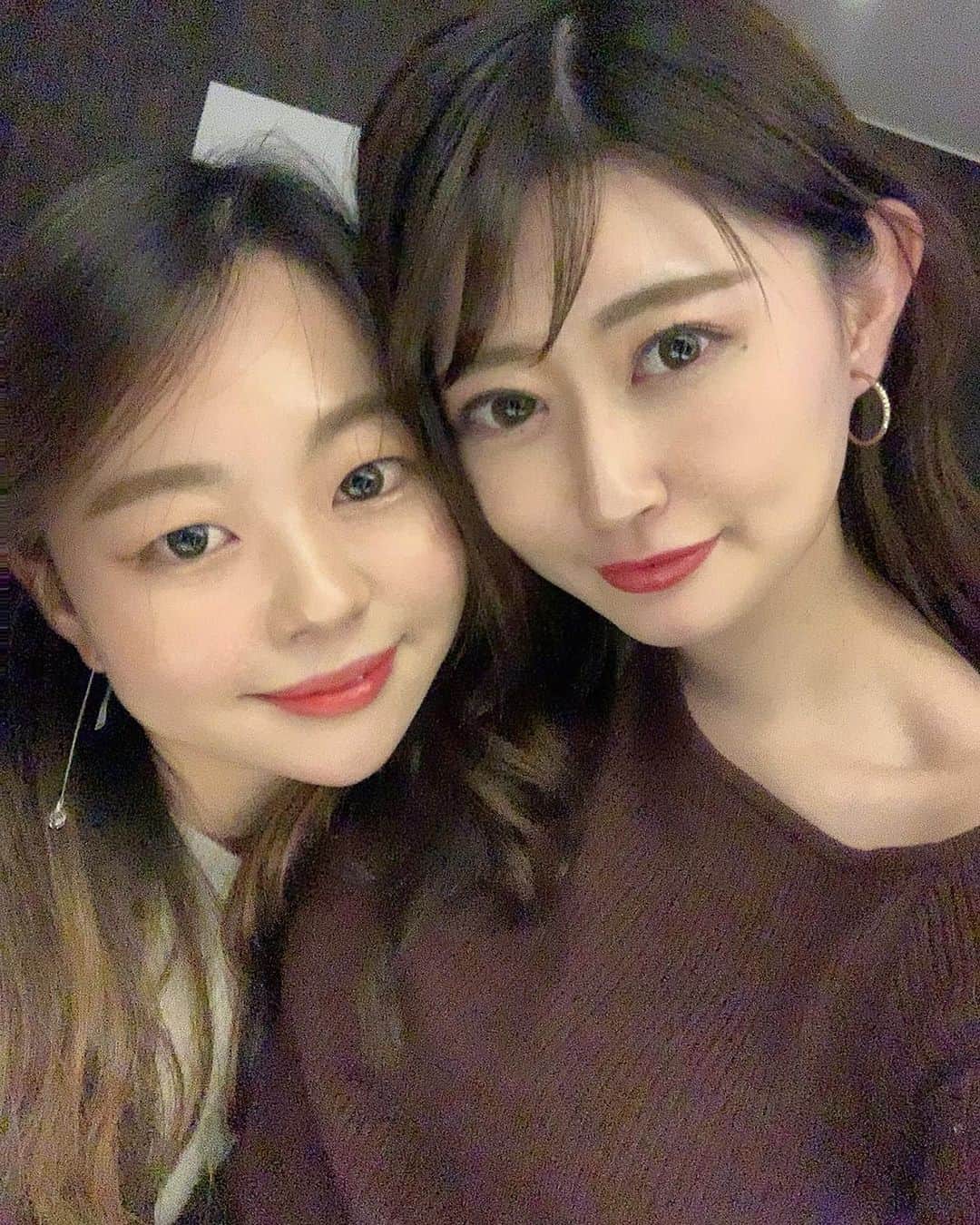 坂口莉果子のインスタグラム：「Thank u for always making me smile👯‍♀️😊 ・ ・ ・ #japan  @ririkah95  @9281krn」
