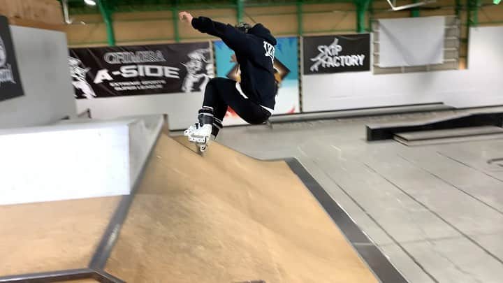 安床武士のインスタグラム：「From today’s sesh☝️ 気持ち良かった！ 🎥 @natsu.yasui 🎥 @ayumuhirap  @usdskates  @lzbn_official  @goodskates_inc  @canamonroad_japan  @papasu1048」
