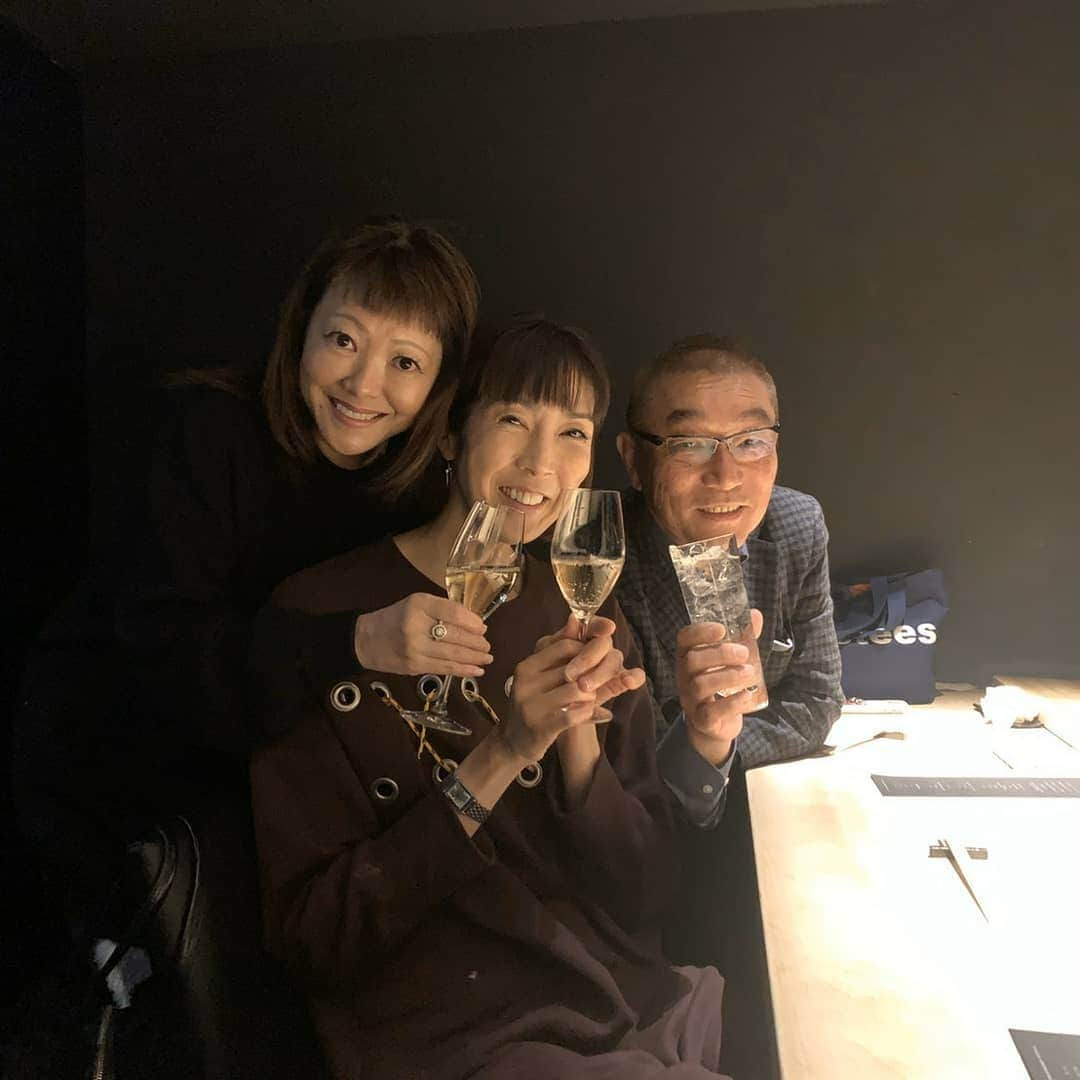 大林素子さんのインスタグラム写真 - (大林素子Instagram)「中野浩一パパ♥️尚美姐さん ラブな方々と、素敵な忘年会 新しい出逢いもあり、また 来年もがんばろーと 感謝」12月29日 0時10分 - m.oobayashi