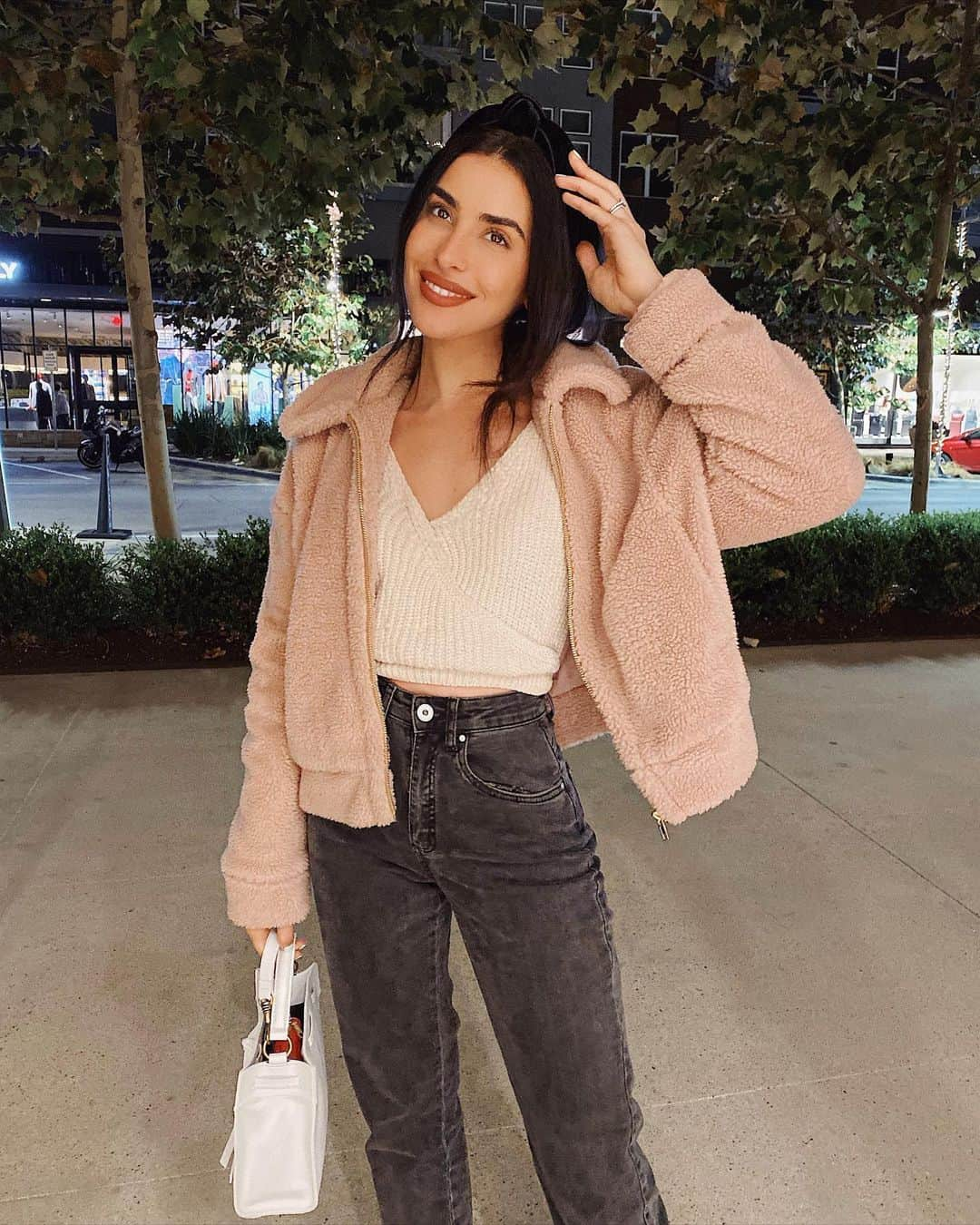 Sazan Hendrixのインスタグラム