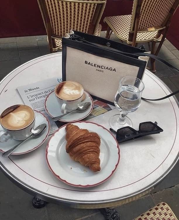 チェイサーのインスタグラム：「sign me up for this coffee date!☕️ #chaserbrand #viapinterest #pinterestinspo #inspopics #sourceunknown」
