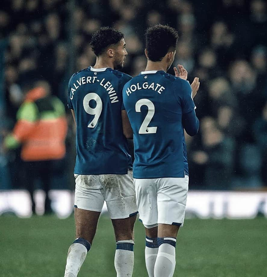 メイソン・ホールゲイトのインスタグラム：「6 points in 2 days💙 @domcalvertlewin on absolute flames🔥 #coyb」