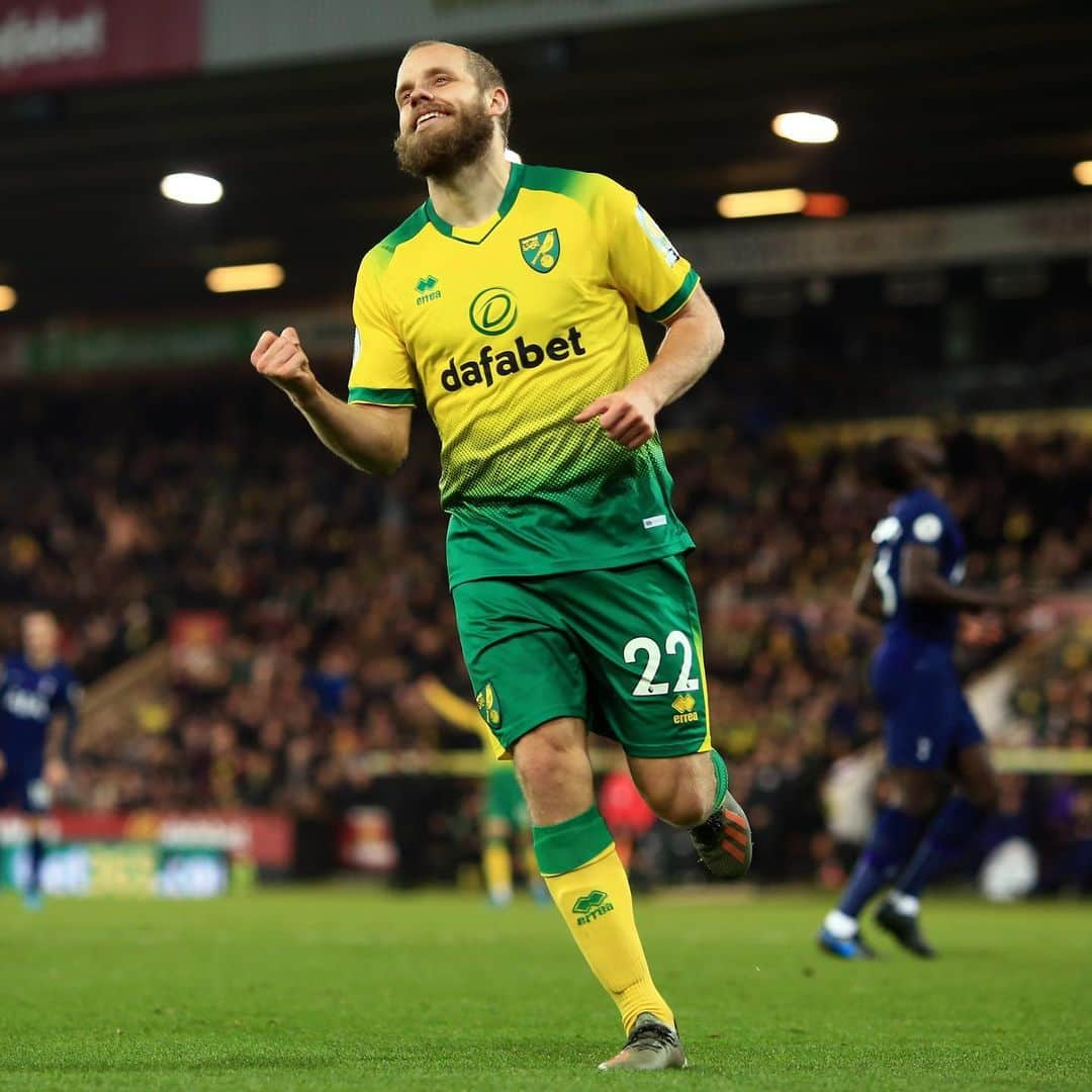 ノリッジ・シティFCさんのインスタグラム写真 - (ノリッジ・シティFCInstagram)「The points are shared after an eventful evening at Carrow Road 💪」12月29日 4時30分 - norwichcityfc