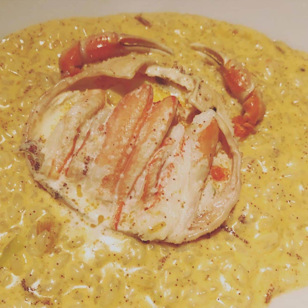 ひうらさとるのインスタグラム：「セコガニのリゾット❤︎ パスタもいいけど、リゾットめちゃくちゃ美味しかった！ #offkinosaki」