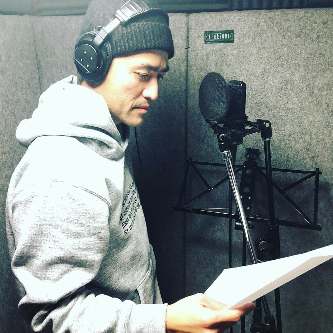 ISEKIのインスタグラム：「おはよー！！ 2019年の歌い納めは GIRA MUNDOスタジオにて プリプロ作業🎙  イベント企画の合間にも 新しいアイデアは生まれてきています✨ミュージシャンISEKIもやりたいことでいっぱいなんで来年もついて来いよ🐀ちゅー！」