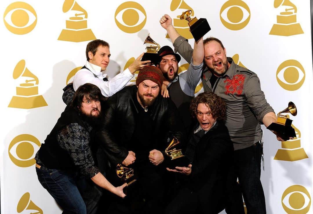 The GRAMMYsさんのインスタグラム写真 - (The GRAMMYsInstagram)「These artists made GRAMMY history by winning one of the most coveted categories of Music's Biggest Night––Best New Artist. Swipe ↔️ to see the winners from the 2010s! ——————————————————————————— 🎵 @zacbrownband at the 52nd #GRAMMYs in 2010 🎵 @EspeSpalding at 53rd #GRAMMYs in 2011 🎵 @boniver at the 54th #GRAMMYs in 2012 🎵 FUN. at the 55th #GRAMMYs in 2013 🎵 @macklemore & @ryanlewis at the 56th #GRAMMYs in 2014 🎵 @samsmith at the 57th #GRAMMYs in 2015 🎵 @Meghan_Trainor 58th #GRAMMYs in 2016 🎵 @chancetherapper 59th #GRAMMYs in 2017 🎵 @alessiasmusic at the 60th #GRAMMYs in 2018 🎵 @DUALIPA at the 61st #GRAMMYs in 2019」12月29日 8時39分 - recordingacademy