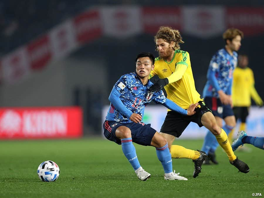 日本サッカー協会さんのインスタグラム写真 - (日本サッカー協会Instagram)「📸Match photos③｜#U22日本代表、大量9得点でジャマイカに勝利 ・ ⚽19' 旗手怜央(#順天堂大 ) ⚽28' #安部裕葵 選手（#FCバルセロナ ） ⚽51' #東俊希 選手（#サンフレッチェ広島 ） ・ キリンチャレンジカップ2019 🇯🇵U-22日本代表 9-0 U-22ジャマイカ代表🇯🇲 ・ 📅12/28(土) 19:20KO 📍トランスコスモススタジアム長崎 👉大会情報はJFA.jpへ ・ #jfa #daihyo #キリチャレの日 ――― >>NEXT MATCH AFC U-23選手権タイ2020（1/8～26） 2020/1/9  22:15 🆚U-23サウジアラビア🇸🇦 2020/1/12 22:15 🆚U-23シリア🇸🇾 2020/1/15 22:15 🆚U-23カタール🇶🇦 📺テレビ朝日系列 ―――」12月29日 9時17分 - japanfootballassociation