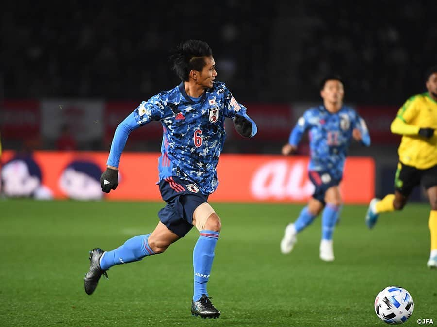 日本サッカー協会さんのインスタグラム写真 - (日本サッカー協会Instagram)「📸Match photos③｜#U22日本代表、大量9得点でジャマイカに勝利 ・ ⚽19' 旗手怜央(#順天堂大 ) ⚽28' #安部裕葵 選手（#FCバルセロナ ） ⚽51' #東俊希 選手（#サンフレッチェ広島 ） ・ キリンチャレンジカップ2019 🇯🇵U-22日本代表 9-0 U-22ジャマイカ代表🇯🇲 ・ 📅12/28(土) 19:20KO 📍トランスコスモススタジアム長崎 👉大会情報はJFA.jpへ ・ #jfa #daihyo #キリチャレの日 ――― >>NEXT MATCH AFC U-23選手権タイ2020（1/8～26） 2020/1/9  22:15 🆚U-23サウジアラビア🇸🇦 2020/1/12 22:15 🆚U-23シリア🇸🇾 2020/1/15 22:15 🆚U-23カタール🇶🇦 📺テレビ朝日系列 ―――」12月29日 9時17分 - japanfootballassociation