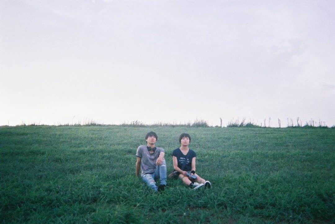UPLINK film distributionさんのインスタグラム写真 - (UPLINK film distributionInstagram)「『#あの群青の向こうへ』#アップリンク渋谷 にて、2020年1月11日（土）より公開💙💚💙 ・・・ 大人と子供の中間地点、僕らは東京を目指した― 国内の映画祭で多数の受賞、入選！ 数々のアーティストのMVを手掛けてきた廣賢一郎監督×若手実力派・芋生悠による、忘れられない痛みを背負った男女のロードムービー ・・・ 監督：#廣賢一郎 出演：#芋生悠 #中山優輝 #瀬戸かほ #斎藤友香莉 #合アレン #田口由紀子 #ひと：みちゃん #大口彰子 #フランキー岡村 #鈴木ただし」12月29日 9時30分 - uplink_film
