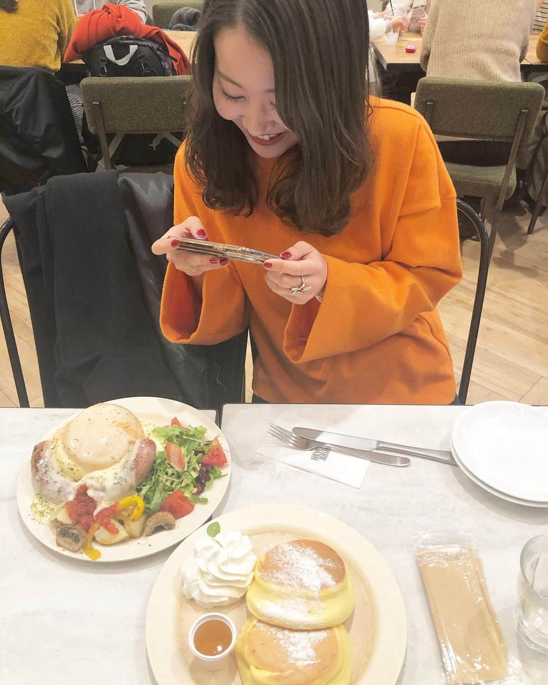 門脇佳奈子さんのインスタグラム写真 - (門脇佳奈子Instagram)「⭐️ めちゃめちゃニヤついてるやん😶 * * #pancakes」12月29日 12時24分 - kanakoofficial