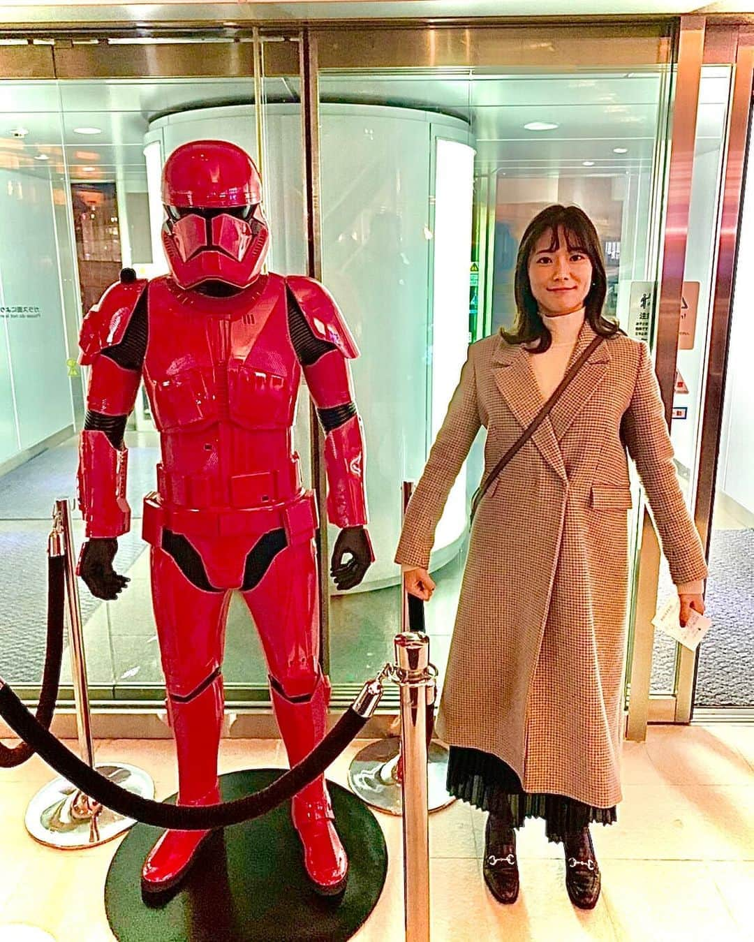 小林由未子さんのインスタグラム写真 - (小林由未子Instagram)「✴︎✴︎✴︎ #starwars  3回くらい泣いちゃった😭😭 ＊ #starwarstheriseofskywalker  #スターウォーズスカイウォーカーの夜明け」12月29日 13時01分 - _yumikobayashi_