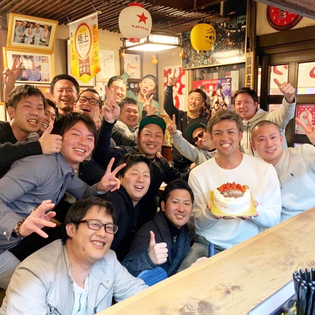 のインスタグラム：「埼玉栄野球部同級生会をやりました！ ２連覇のお祝いもしてもらい久しぶりの仲間と楽しい時間を過ごせました！ みんなありがとう！ #埼玉栄#野球部#同級生#大宮」