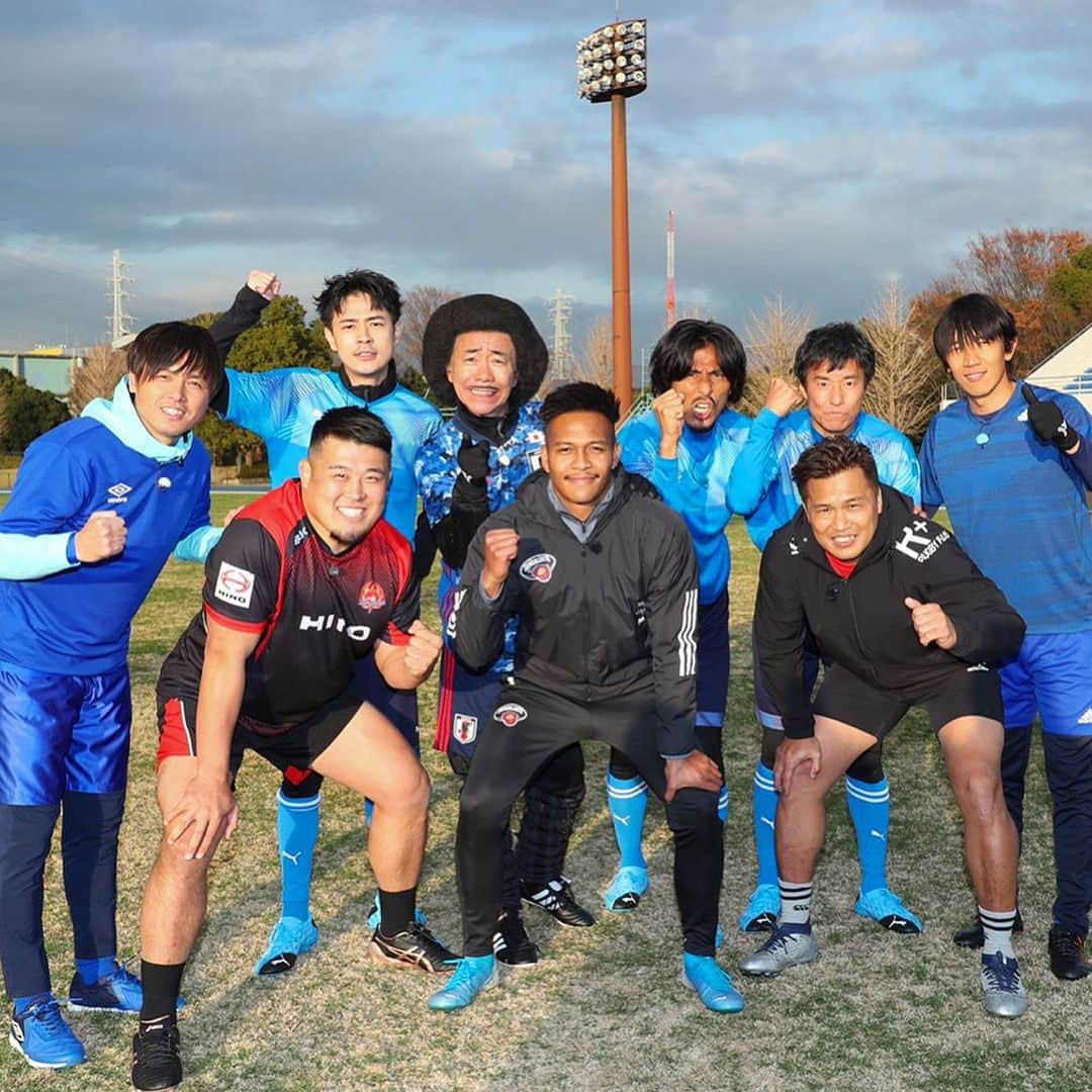 大西将太郎さんのインスタグラム写真 - (大西将太郎Instagram)「新年1/2に放送される テレビ朝日　18:30～23:30「とんねるずのスポーツ王は俺だ! 」 松島選手のバーターでバズと豪華すぎるメンバーと対決してきました‼️最後の対決では全員鳥肌が立つ結果が…😳😳😳果たして‼️ 是非、お正月にご覧なって確認してみて下さい❣️ ［ノリさんにCDまでいただいた‼️］ という🤣🤣🤣 #とんねるずのスポーツ王は俺だ  #松島幸太朗  #バズ #木梨憲武 #中山雅史 #中澤佑二 #中村俊輔 #遠藤保仁 #成田凌 #大西将太郎 #とんねるず #テレビ朝日」12月29日 14時50分 - shotaro12