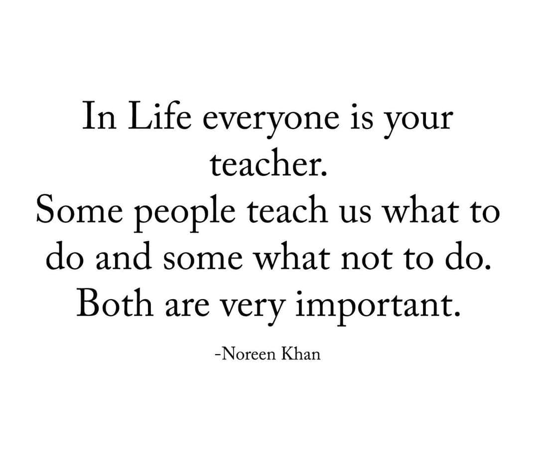 Nargis Fakhri さんのインスタグラム写真 - (Nargis Fakhri Instagram)「Most important are the teachers who teach us what not to do. Those are the people you need to thank. . . . #ubuntu #teachers #lifeteachers #lifejourney #journeytoself #love #grateful #mentor #people」12月29日 16時38分 - nargisfakhri