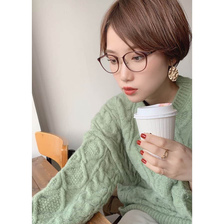 金澤楓さんのインスタグラム写真 - (金澤楓Instagram)「. いつかの☕️🌿 . 今日このニット着たんだ〜✌︎ あまりオシャレな写真じゃないけど、私服撮ったので後でアップします🤎 . . #コーヒータイム#おすすめのコーヒー教えてください」12月29日 17時37分 - kae_o51o