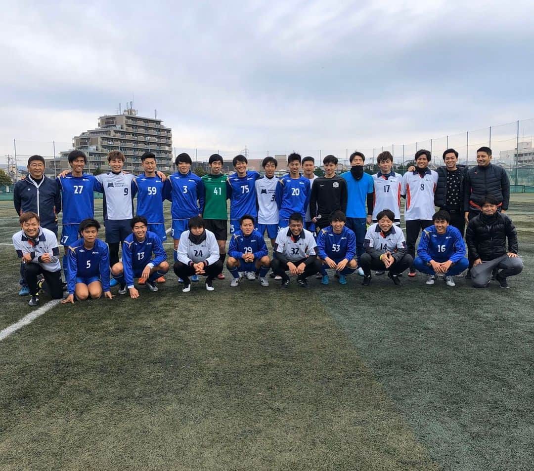 脇坂泰斗さんのインスタグラム写真 - (脇坂泰斗Instagram)「阪南大学蹴り納め  今日は僕の第二の故郷大阪で 阪南大学の蹴り納めに参加してきました！  毎年行われている恒例行事で 翌シーズンの新チームと OB Jリーガーとして試合をしました。  先輩や同期や後輩と久しぶりにプレーできてとても楽しかったです！！ 学生の時はこの試合を通して プロの選手と試合をしたくさんの事を学び、感じました。  僕も学生のみんなに いい刺激を与えれるように頑張ります😆  #阪南大学 #蹴り納め」12月29日 18時21分 - yasuto_wakizaka