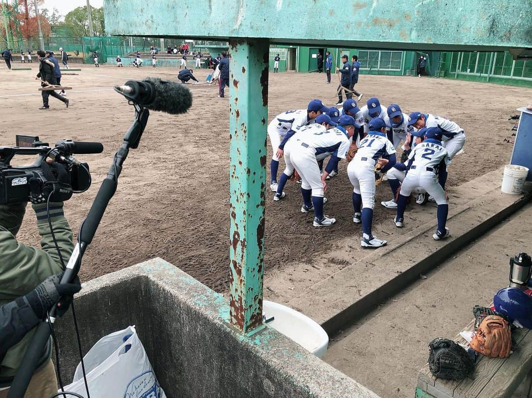 沢井里奈さんのインスタグラム写真 - (沢井里奈Instagram)「♡ . 明日19時〜中日ドラゴンズ応援番組 ｢ドラゴンズ・ナビゲート｣放送です⚾️💕💕 . ゲストは小田幸平さん🌟 . ‪12月16日に開かれた新入団発表会見‬🌹🌸 ‪記者会見の模様を全選手のコメントで‬お届け😊💕💕 . ‪凄技！では小田幸平さんが選ぶ‬ ‪2019年ベストプレイヤー⚾️✨‬ . ‪delaアツ！ではドラゴンズジュニア🌟‬ ‪12月末に札幌で開催された‬ ‪ジュニアトーナメントに向けて‬ ‪トレーニングと練習試合をこなす‬ ‪選手たち大会直前の模様をお届け💪🏻💕💕‬ . ぜひご覧下さい☺️💓💓 . #dragons #dranavi #starcat #nagoya #baseball #uniform #ootd #coordinate #fashion #instagood #instagramjapan #japanesegirl #girls #中日ドラゴンズ #ドラゴンズ #中日 #小田幸平 さん #スターキャット #キャットチャンネル #ドラゴンズ女子 #ユニフォーム #さわー野球 #沢井里奈」12月29日 18時30分 - sawairina