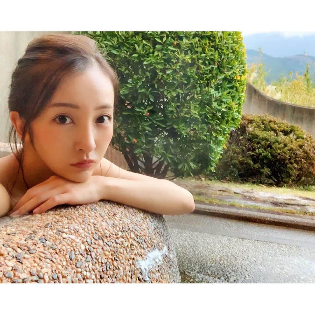 板野友美さんのインスタグラム写真 - (板野友美Instagram)「♪い〜い湯だなあ～♪ #温泉 #湯布院」12月29日 18時50分 - tomo.i_0703