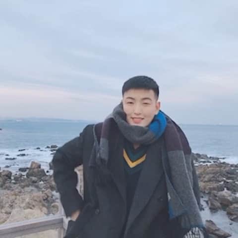 ヒョクジン のインスタグラム：「행복했던 주말 안녕 👋 💜」