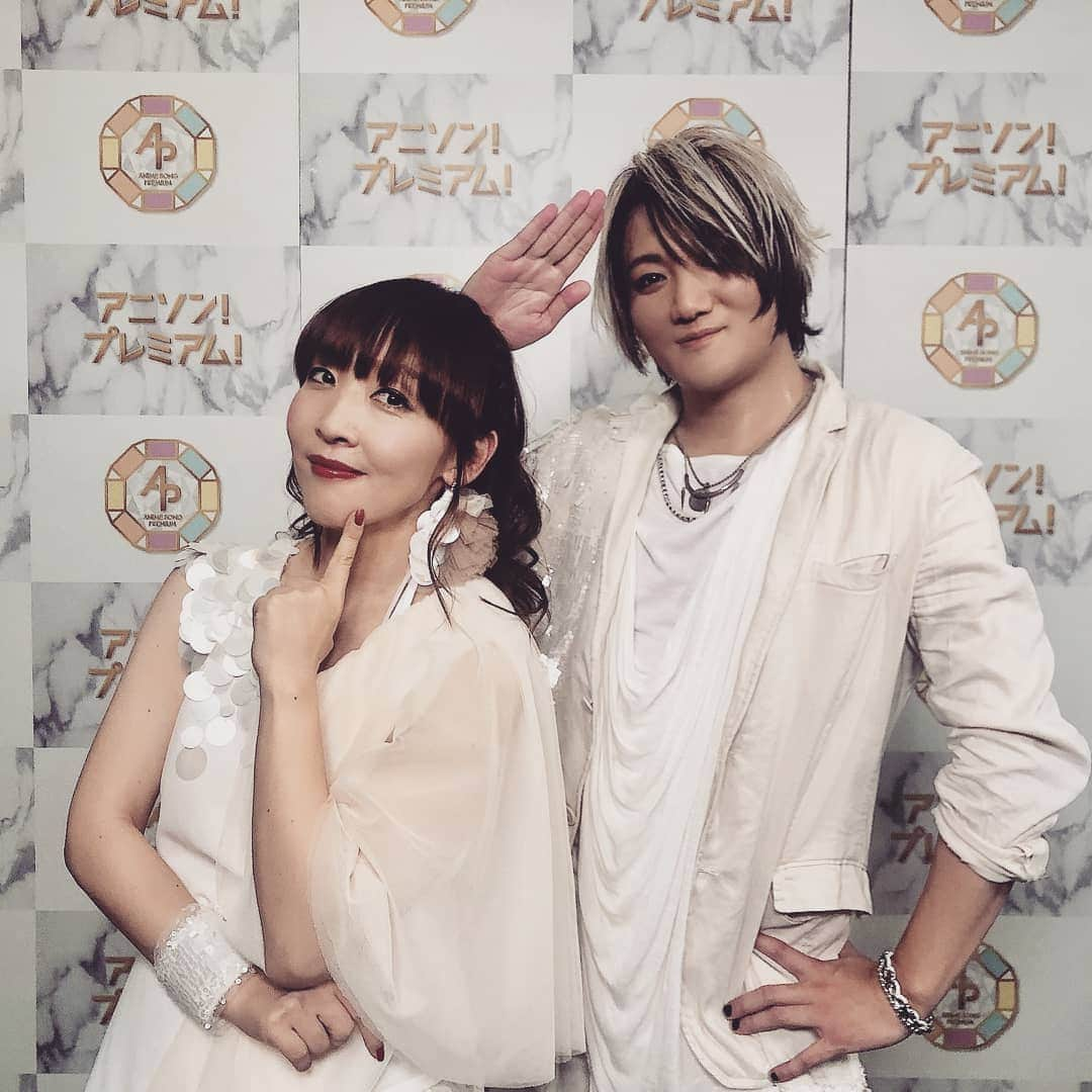 atsukoさんのインスタグラム写真 - (atsukoInstagram)「今夜23時から NHK BSプレミアムの アニソン！プレミアム！Fes. に出演します！！ 観てね✨」12月29日 19時04分 - angela_atsuko