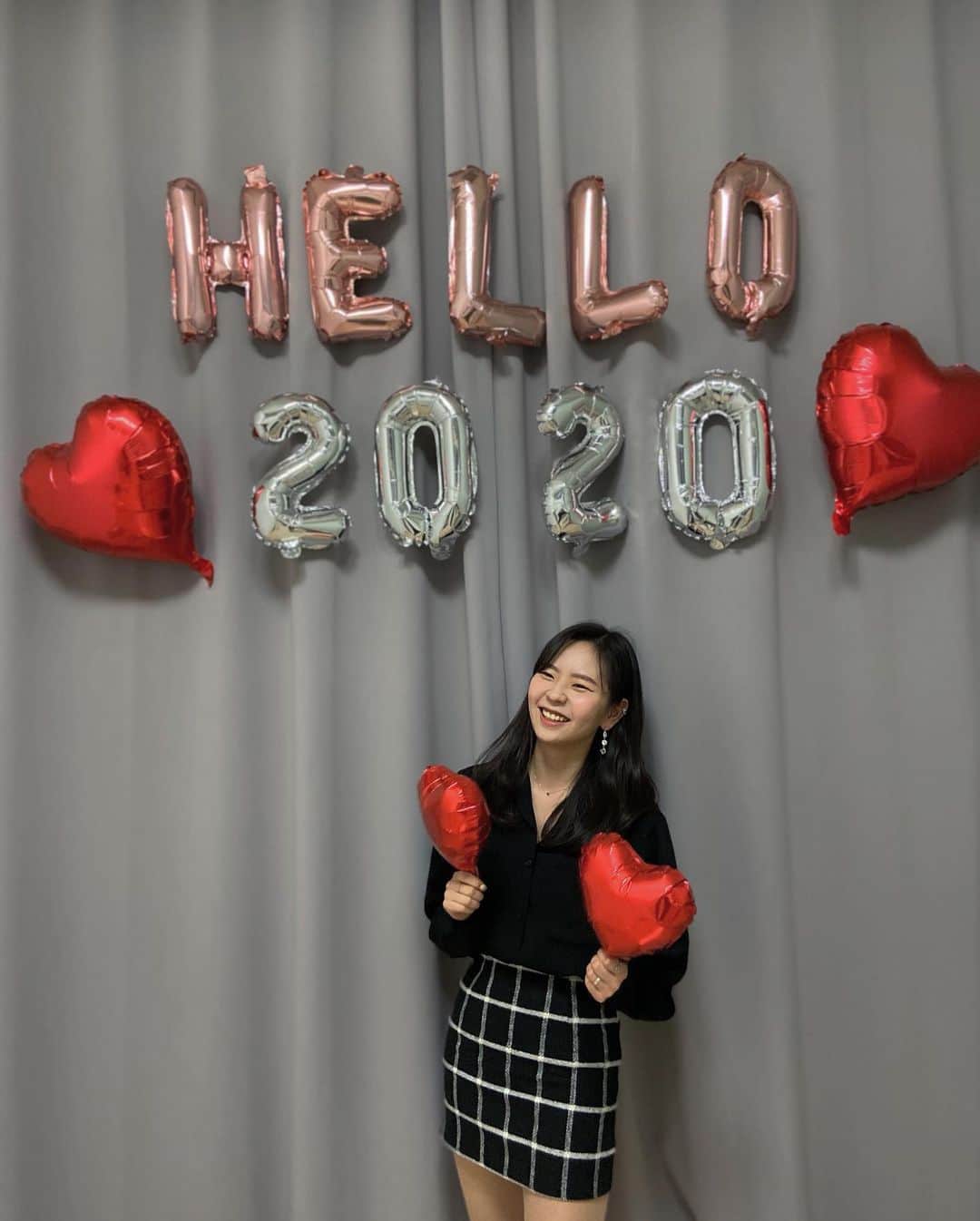 キム・ナヒョンさんのインスタグラム写真 - (キム・ナヒョンInstagram)「_HELLO 2020_ ♥️ #민선나현서영예린」12月29日 19時33分 - k.nahyun