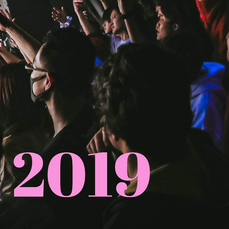 LADYBABYのインスタグラム：「#LADYBABY LIVE Photo  2019.12.23（月）@ 渋谷CYCLONE ネオダダX'mas "LADY IN BLOOD" LADYBABY VS HERNAME IN BLOOD  1.Love innocent acid kawaii 2.参拝! 御朱印girl☆ 3.Pinky!Pinky!  4.Shibuya crossing 5.禊Island 6.破天ニ雷鳴  7.ダメダメ殿 8.セシボン・キブン 9.アゲアゲマネー（イケピーコラボver）  #金子理江 #池田菜々 #唐沢風花 #有馬えみり」