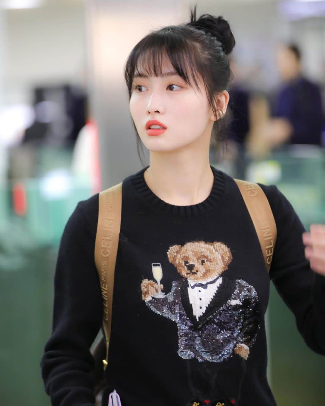 モモさんのインスタグラム写真 - (モモInstagram)「♡ [Fantaken] 191229 - Gimpo Airport heading to Japan -  #MOMO #트와이스 #모모 #平井もも #もも #TWICE ©️naochan」12月29日 22時20分 - momojype